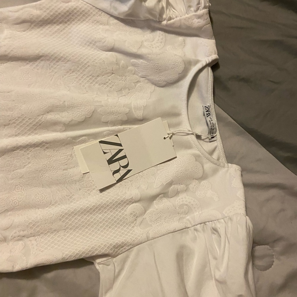 Zara balloon sleeve bodysuit - Picture 3 of 4